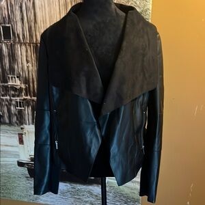 bagatelle Sleek Black Leather Jacket with Modern Design